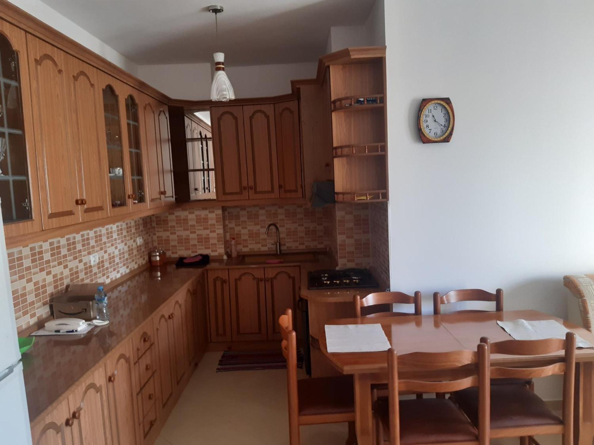 Emily House Apartment Fier Luaran gambar