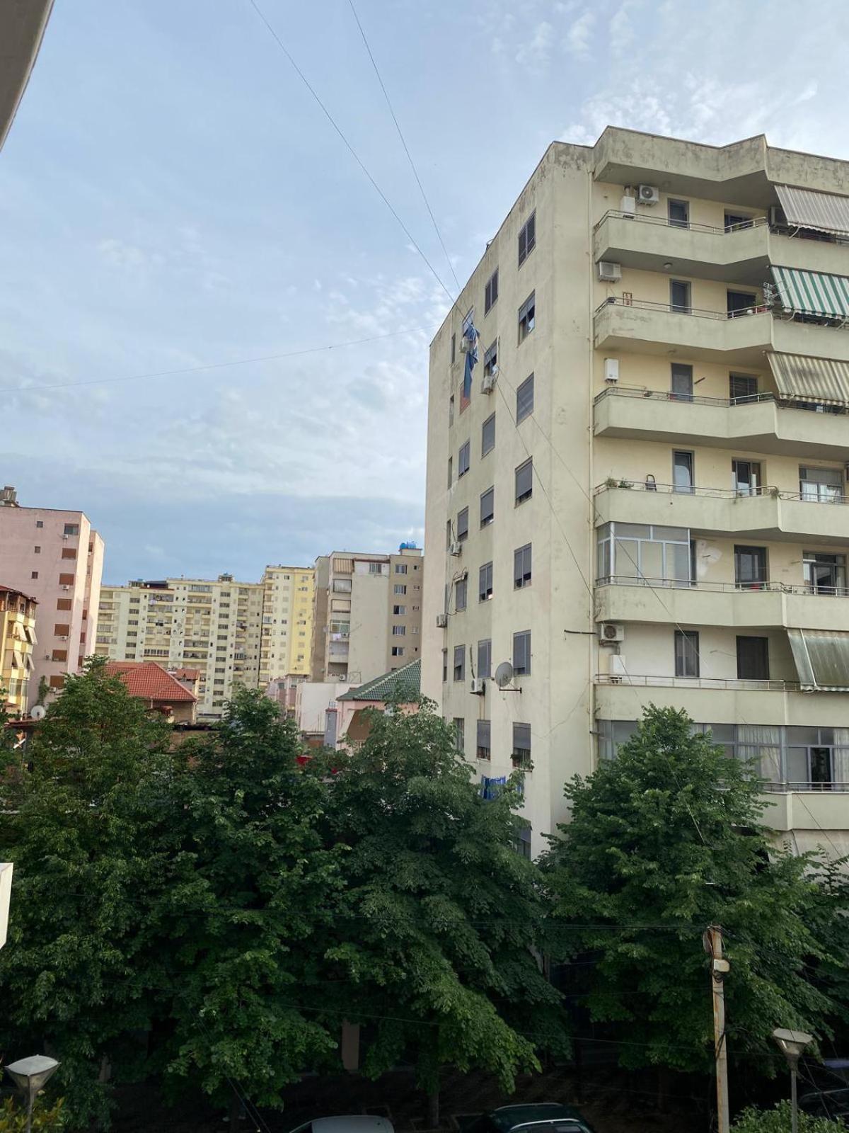 Emily House Apartment Fier Luaran gambar